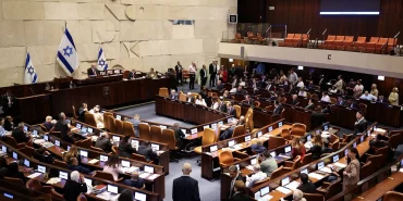 İsrail'de seçim krizi: Arap partileri listeden silindi!