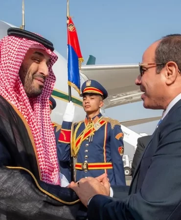 Kritik zirve Kahire'de: Sisi ile Veliaht Prens görüşecek