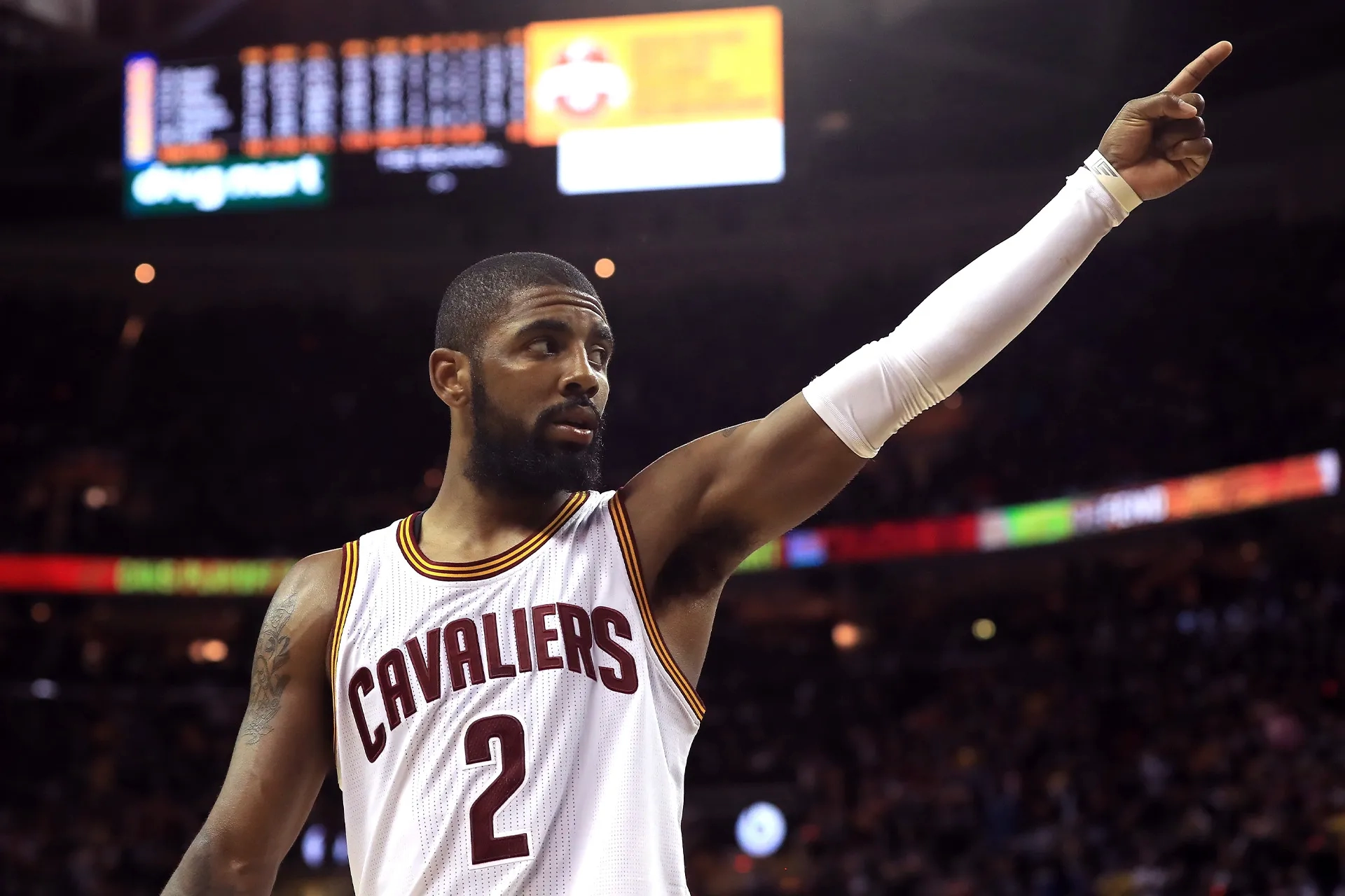 Kyrie Irving'den ESPN'e Hind Receb tepkisi: Hepinizden cesurdu