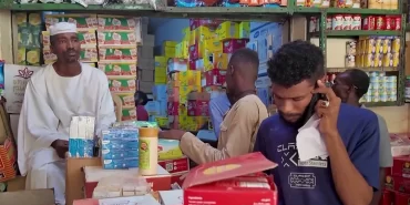 Sudan'da para pul oldu: Sofralardaki kriz derinleşiyor