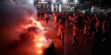 Suriye'de akaryakıt zammı sokakları karıştırdı: "Bakan istifa"