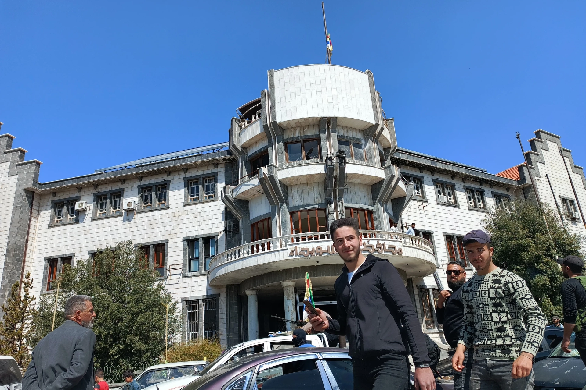 Süveyda'da İsrail çatlağı: Dürzi lidere karşı sesler yükseliyor