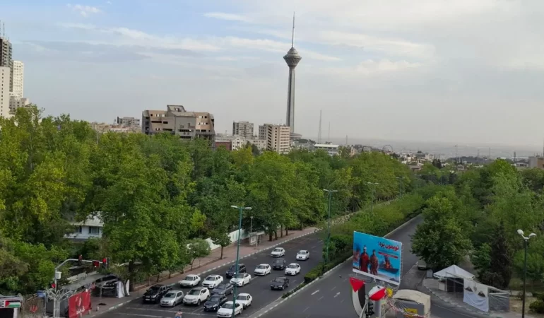Tahran'da en kötü senaryo hazırlığı: Ambargo stok yaptırıyor