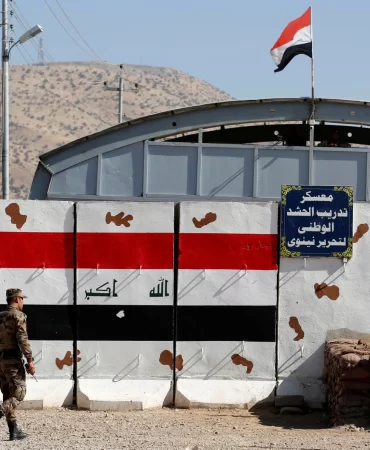 Türkiye ile Irak anlaştı: Başika Kampı kademeli devredilecek