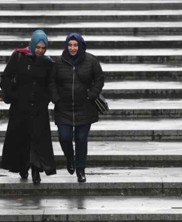 Viyana Belediye Başkanı'ndan İslam Cemaati'ne destek: Kapatma tehdidine tepki