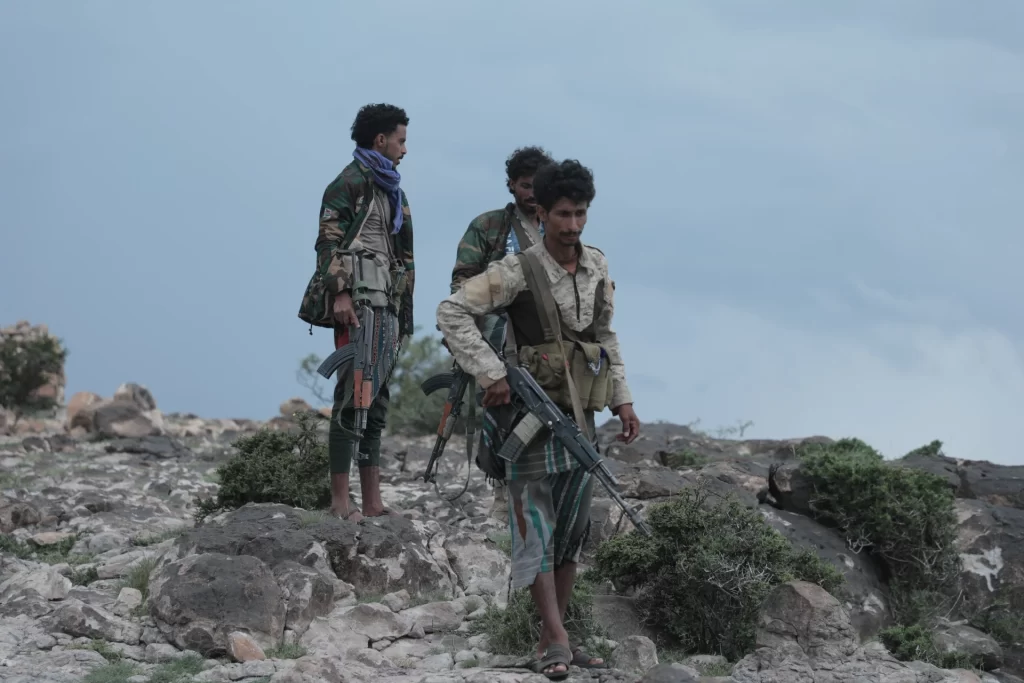 Yemen ordusu stratejik Numan Dağı'nı Husilerden geri aldı