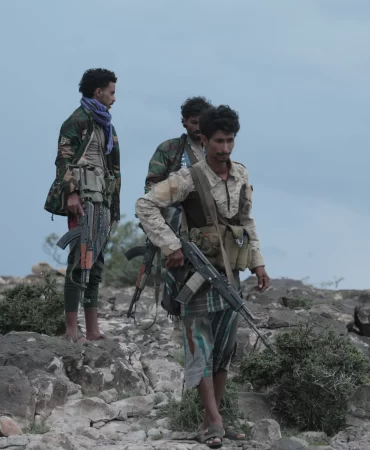 Yemen ordusu stratejik Numan Dağı'nı Husilerden geri aldı