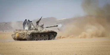 Yemen'de çok cepheli savaş: Saada bombalanıyor, Babülmendep'te yarış kızışıyor