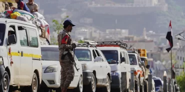 Yemen'de kritik çatışma: Husiler Taiz'i batıdan kuşatıyor