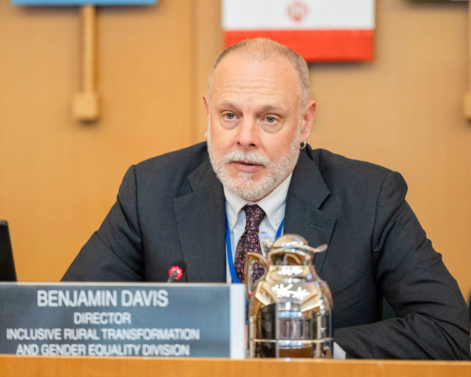 FAO'da Gazze çatlağı: İsrailli diplomat çalışanları fotoğrafladı