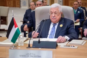 Filistin'de sandık yine ertelendi: Abbas'tan tartışmalı karar