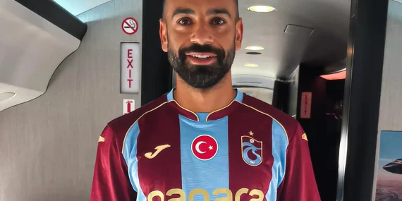 İhsan Şenocak'tan Salah tezahüratına sert tepki: Hemen durun
