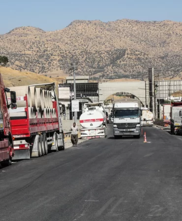 İran'ın kara ticaret kapıları kapandı: Kuşatma derinleşiyor