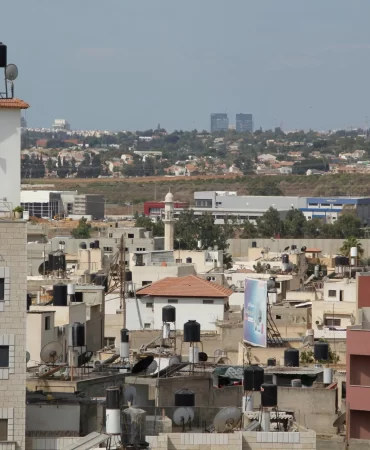 Kalkilya Valisi anlattı: İsrail kenti neden abluka altına aldı?
