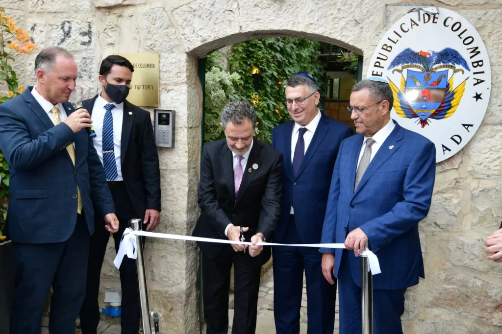 Kudüs'te tansiyonu fırlatan karar: Kolombiya resmen açtı