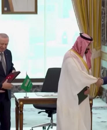 Meclis'te tarihi savunma adımı: Mekke Anlaşması onaylandı
