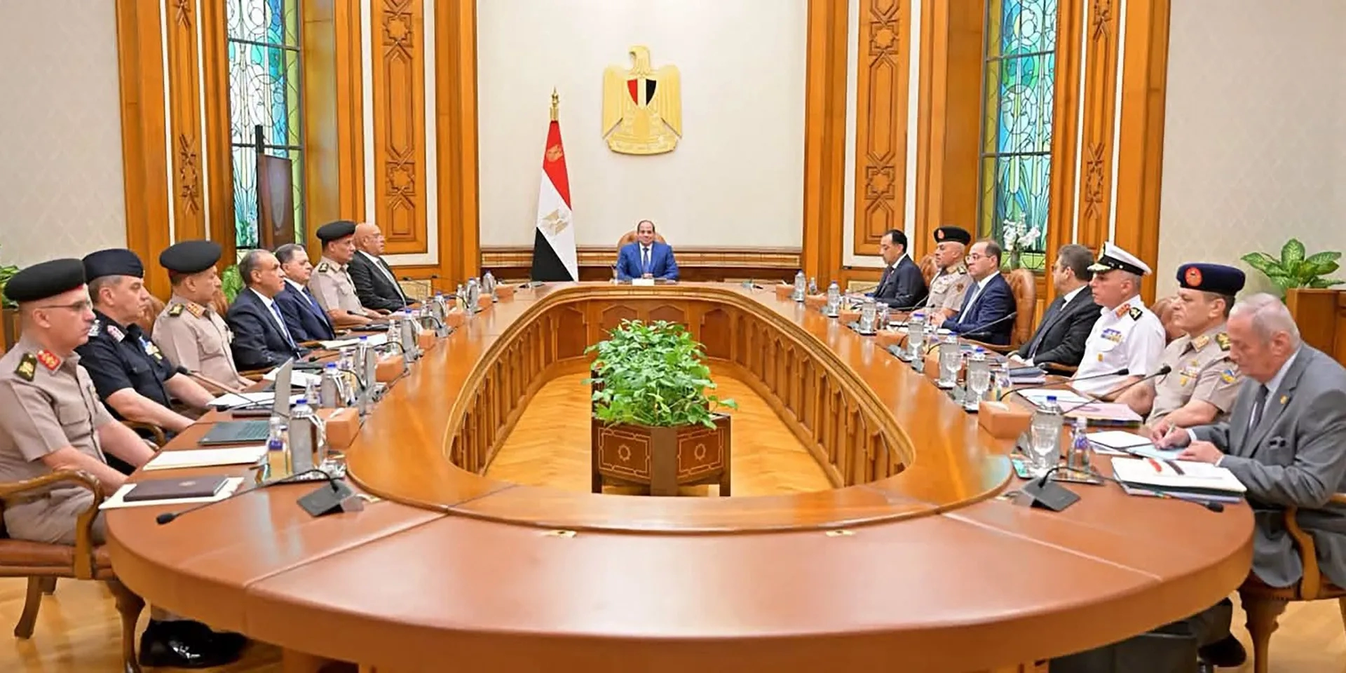 Mısır'dan Suudi Arabistan kararı: Sisi'ye askeri yetki çıktı!