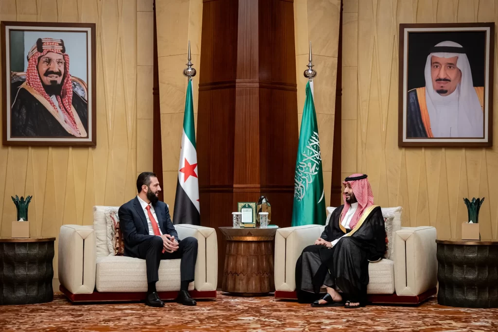 Suriye Cumhurbaşkanı Şara Riyad'da: Veliaht Prens ile görüştü