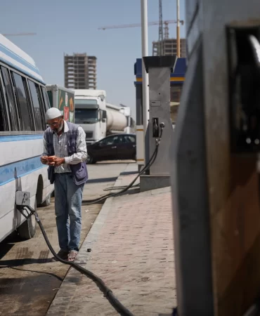 Suriye'de 'sahte benzin' krizi: Araç motorları iflas etti