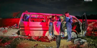 Suriye'nin Humus kentinde servis aracına silahlı saldırı: 7 ölü