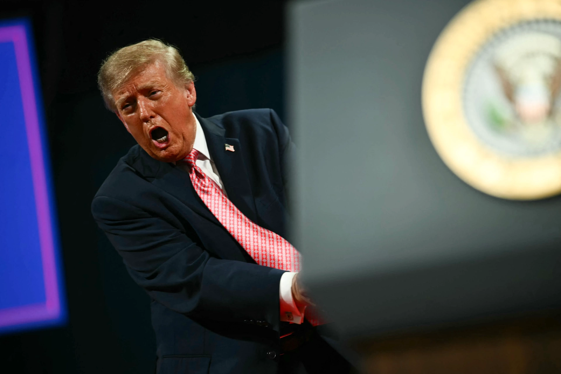 Trump'tan İran şartı: Petrol fiyatlarında tarihi düşüş sinyali