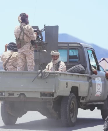 Yemen'de sıcak çatışma: Hükümet güçleri Taiz'de ilerliyor