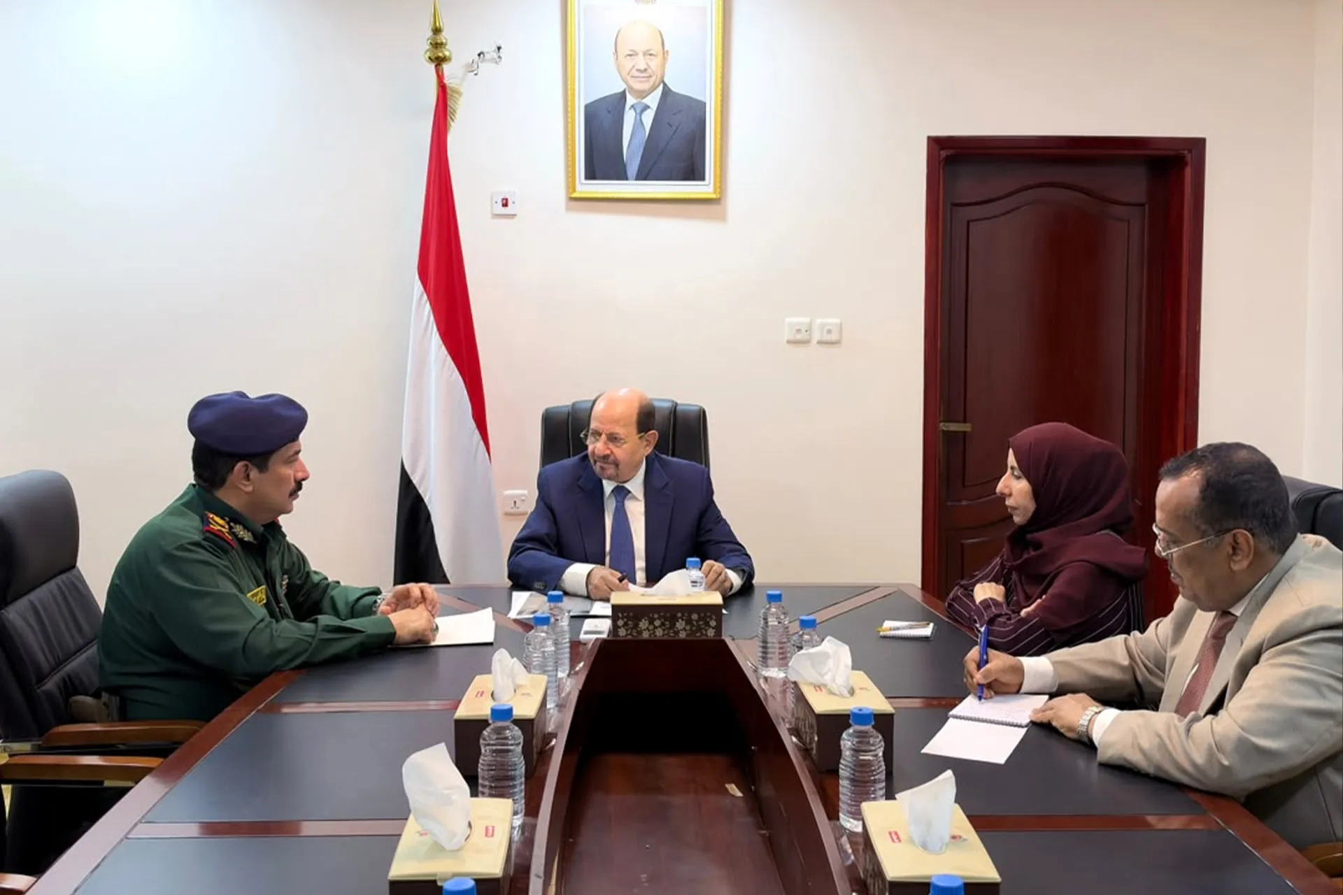 Yemen'de 'Yemen Şafağı' alarmı: Aden Havalimanı füzelerle vuruldu